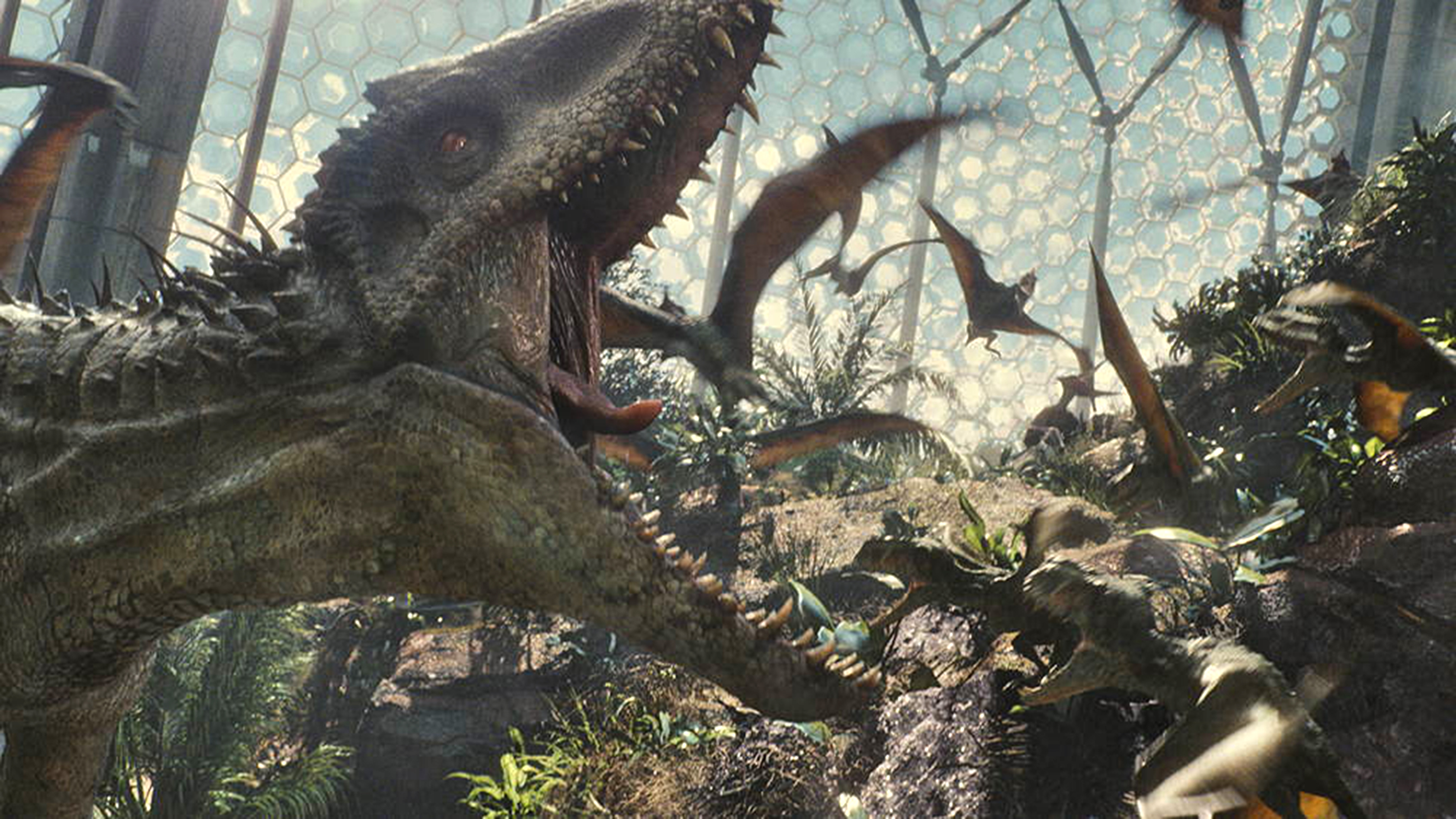 ‘Jurassic World’ flawed but still fun